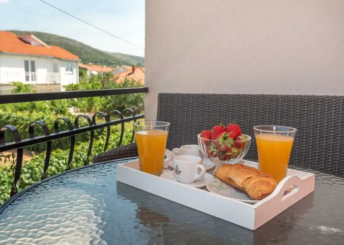 Marinella * טרוגיר