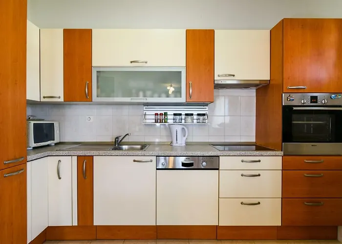 Marinella * טרוגיר