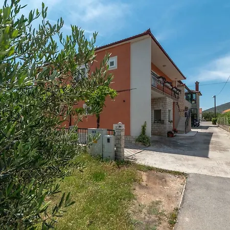 Marinella Appartement *