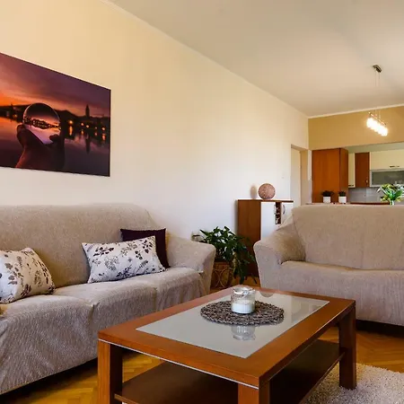 Marinella Apartman *